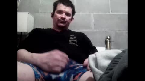 tbaxter95187 online show from March 8, 2026, 9:35 am