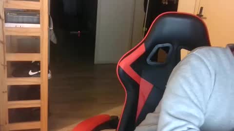 Snapshot of tchecky2 chatting on January 23, 2025, 4:41 am tchecky2 online show from January 23, 2025, 4:41 am