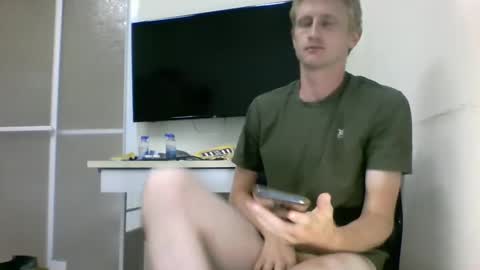 tcute0 online show from October 4, 2025, 8:23 am