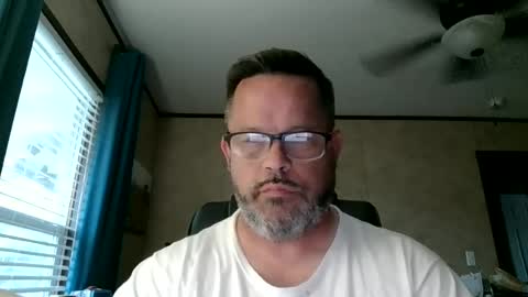 Snapshot of tdhawk87 chatting on June 14, 2026, 1:14 am tdhawk87 online show from June 14, 2026, 1:14 am