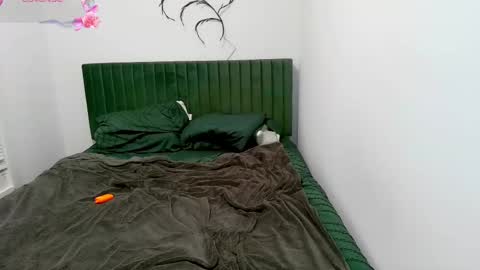 Snapshot of tealeaves111 chatting on March 12, 2025, 12:53 am Tea Leaves online show from March 12, 2025, 12:53 am