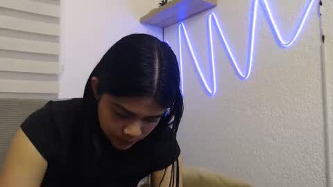 DYNAMITE DUO69 online show from September 19, 2025, 2:29 pm