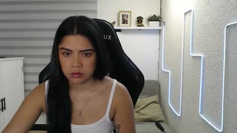 DYNAMITE DUO69 online show from February 4, 2026, 12:11 pm