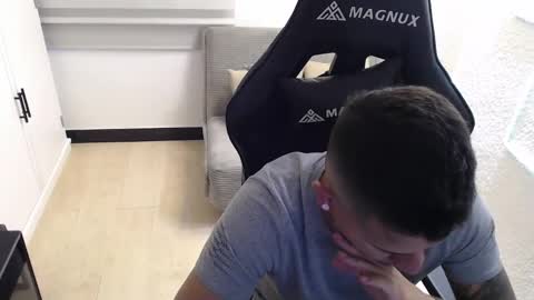 DYNAMITE DUO69 online show from April 7, 2026, 12:05 pm