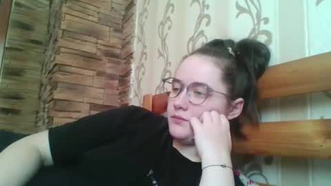 teasequiet888 online show from February 18, 2026, 10:00 am