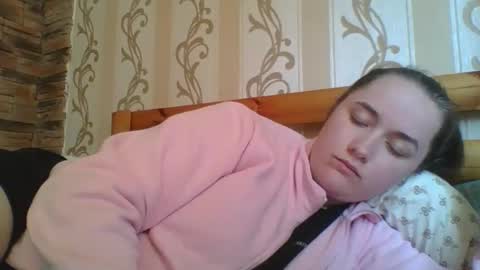 teasequiet888 online show from April 2, 2026, 12:25 pm