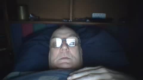 Snapshot of tebb61 chatting on September 15, 2025, 6:02 am Mark online show from September 15, 2025, 6:02 am