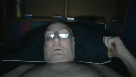 Snapshot of tebb61 chatting on November 13, 2025, 8:35 am Mark online show from November 13, 2025, 8:35 am