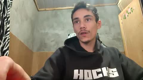 Snapshot of tecnicogatu chatting on September 10, 2025, 1:27 am tecnicogatu online show from September 10, 2025, 1:27 am