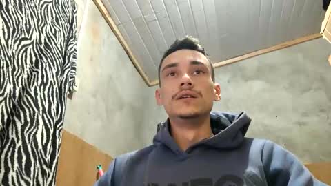 Snapshot of tecnicogatu chatting on September 23, 2025, 2:03 am tecnicogatu online show from September 23, 2025, 2:03 am