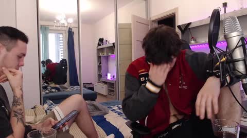 Snapshot of teddy_mode chatting on December 10, 2024, 10:17 am Teddy online show from December 10, 2024, 10:17 am