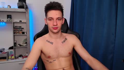 Snapshot of teddy_mode chatting on January 31, 2025, 10:10 pm Teddy online show from January 31, 2025, 10:10 pm