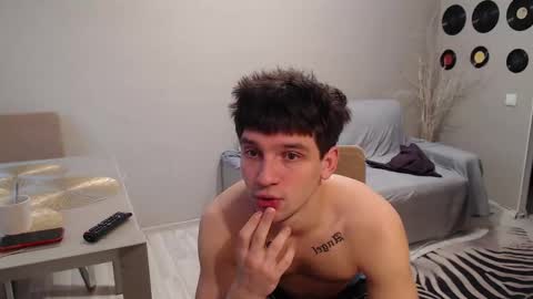 Snapshot of teddy_mode chatting on October 8, 2025, 8:56 am Teddy online show from October 8, 2025, 8:56 am