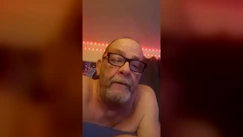 Snapshot of tedestep2 chatting on June 18, 2026, 8:36 am tedestep2 online show from June 18, 2026, 8:36 am