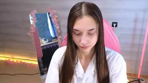 Alice and Cassie online show from June 29, 2026, 3:24 am