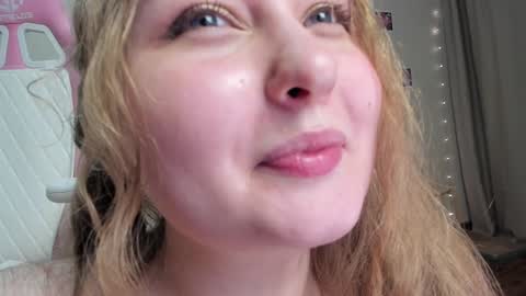 Snapshot of teeencutee chatting on February 2, 2025, 8:57 am Monika --------------2 stream 700 GMT day online show from February 2, 2025, 8:57 am