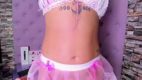 Snapshot of teeennaugthy18 chatting on January 22, 2025, 10:07 am Tayloor online show from January 22, 2025, 10:07 am