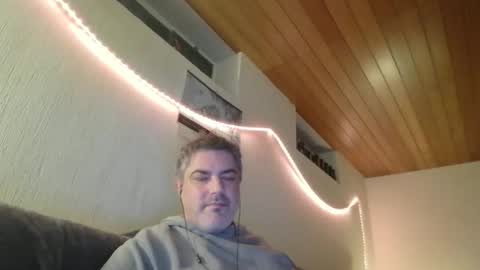 Snapshot of teeforyou chatting on January 26, 2025, 6:07 am Peter online show from January 26, 2025, 6:07 am