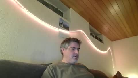 Snapshot of teeforyou chatting on February 22, 2025, 5:23 am Peter online show from February 22, 2025, 5:23 am