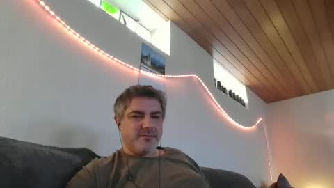 Snapshot of teeforyou chatting on February 22, 2025, 8:29 am Peter online show from February 22, 2025, 8:29 am