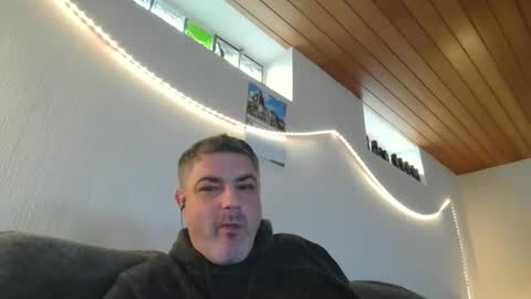 Snapshot of teeforyou chatting on March 12, 2025, 7:24 am Peter online show from March 12, 2025, 7:24 am