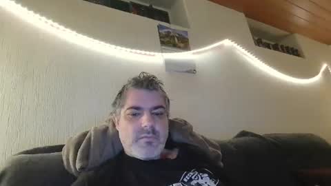 Snapshot of teeforyou chatting on October 17, 2025, 11:40 pm Peter online show from October 17, 2025, 11:40 pm