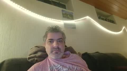 Snapshot of teeforyou chatting on October 27, 2025, 5:00 am Peter online show from October 27, 2025, 5:00 am