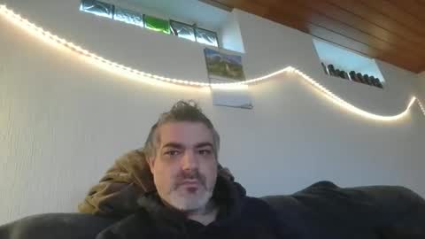 Snapshot of teeforyou chatting on October 30, 2025, 7:54 am Peter online show from October 30, 2025, 7:54 am