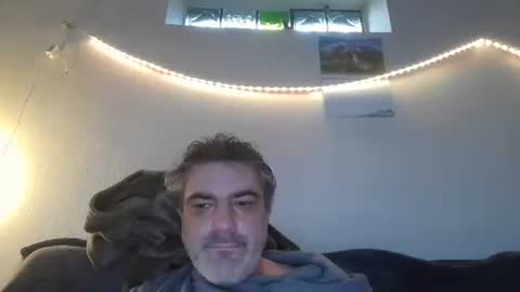 Snapshot of teeforyou chatting on November 11, 2025, 7:52 am Peter online show from November 11, 2025, 7:52 am