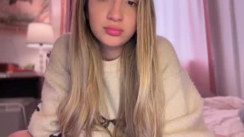 Amy No penetration Virgiin giirl online show from November 25, 2025, 9:26 pm