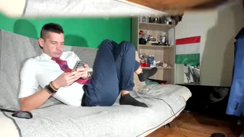 Virg Lszl online show from November 26, 2025, 1:01 pm