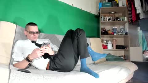 Virg Lszl online show from March 9, 2026, 4:11 pm