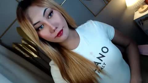 Im Dianna DONT FORGET TO FOLLOW ME   online show from September 18, 2025, 8:05 am