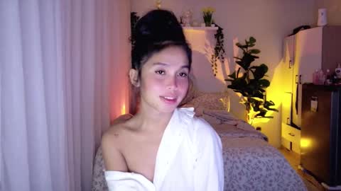 temptessa20 online show from November 2, 2025, 11:18 pm