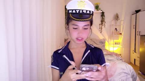 temptessa20 online show from November 9, 2025, 6:28 pm