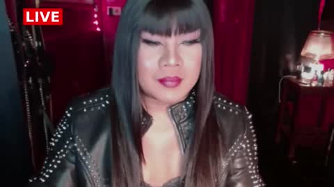 Snapshot of temptress_cocoxxx chatting on January 20, 2025, 1:18 am Mistress Coco online show from January 20, 2025, 1:18 am
