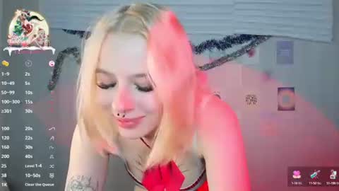  Sue  online show from December 27, 2024, 1:39 pm