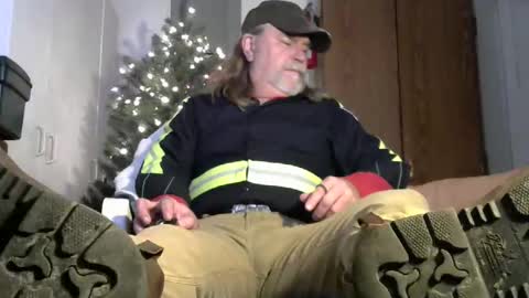 Snapshot of tennredneck chatting on January 6, 2026, 2:48 am Tennredneck online show from January 6, 2026, 2:48 am