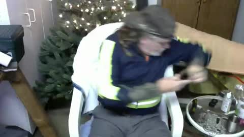 Snapshot of tennredneck chatting on January 15, 2026, 3:11 am Tennredneck online show from January 15, 2026, 3:11 am