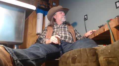Snapshot of tennredneck chatting on February 2, 2026, 2:10 am Tennredneck online show from February 2, 2026, 2:10 am