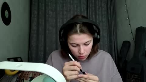 Anny Simpson online show from February 17, 2026, 6:10 am