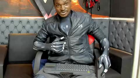 Snapshot of terranze_z chatting on October 29, 2025, 6:48 am terranze_z online show from October 29, 2025, 6:48 am