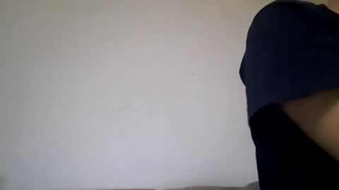 Snapshot of terre28 chatting on March 8, 2025, 1:14 pm terre28 online show from March 8, 2025, 1:14 pm