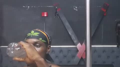 terry_zyzz online show from March 7, 2026, 8:17 pm