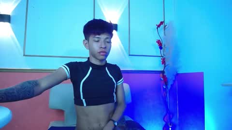 Snapshot of tessachains chatting on November 11, 2025, 2:33 am tessachains online show from November 11, 2025, 2:33 am