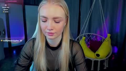 TessaHamilton online show from February 4, 2026, 7:47 am