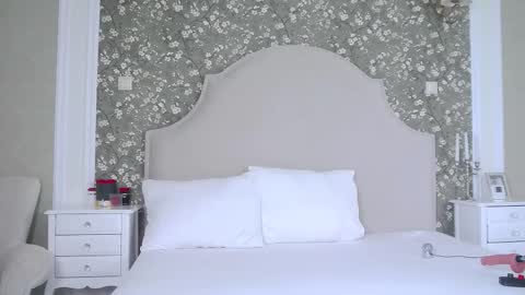 tessaquins online show from February 4, 2026, 7:09 pm