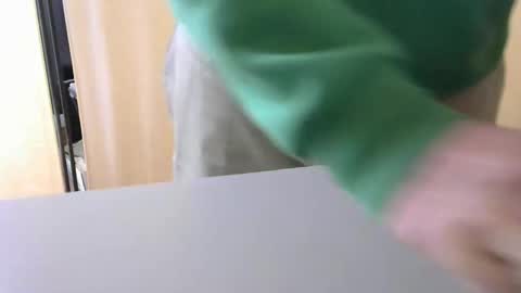 Test the Chat online show from November 28, 2025, 7:49 pm