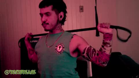 Milo online show from September 18, 2025, 9:28 pm