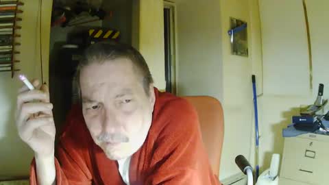 tetuo2 online show from February 24, 2025, 5:43 am